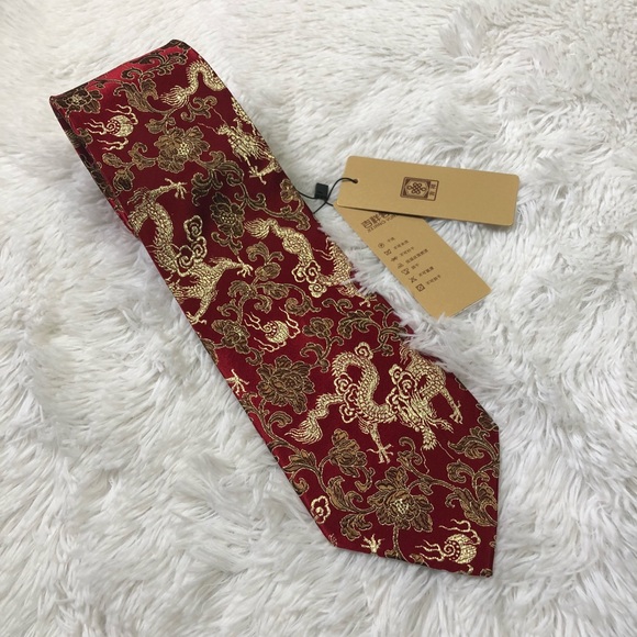 Other - NWT Red Gold Chinese Dragon Neck Tie